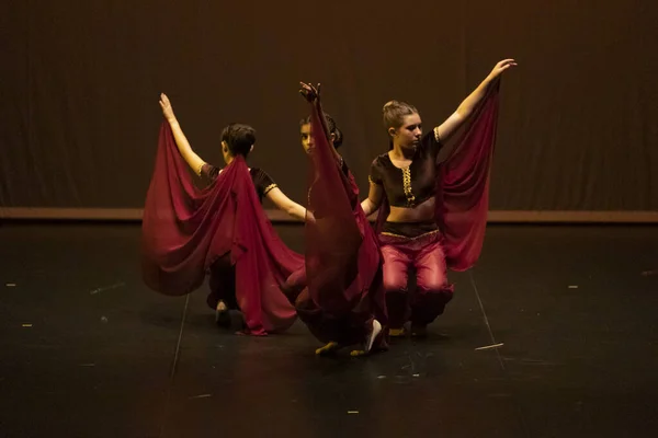 Faro Portugal 16Th July 2022 Contemporary Dance Group Performing Dance — Stock Photo, Image