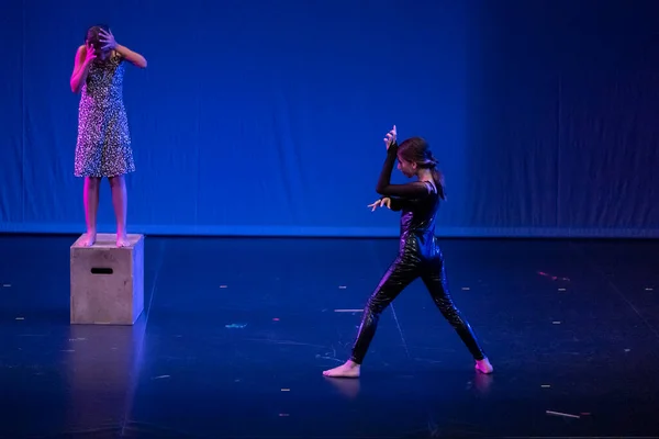 stock image FARO, PORTUGAL - 16th JULY 2022: Contemporary dance group performing a dance number in historical Lethes theater located on Faro city, Portugal.