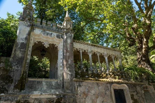 位于葡萄牙辛特拉的一座建于19世纪末的公园和花园宫殿 美丽的标志性建筑昆塔 雷加莱拉 — 图库照片