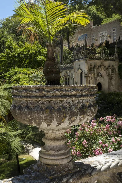 Piękny Punkt Orientacyjny Szczegóły Quinta Regaleira Park Pałac Ogrodowy Zbudowany — Zdjęcie stockowe