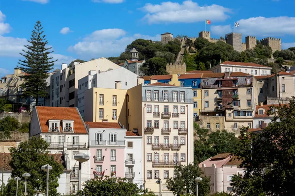 Kilátás Nevezetes Középkori Vár Sao Jorge Lisszabon Város Portugália — Stock Fotó