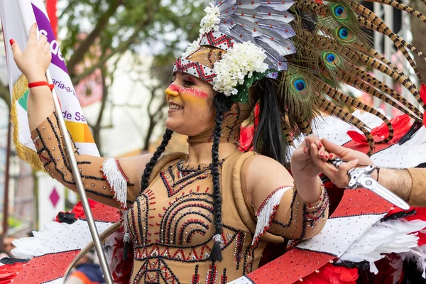 Loule Portugal Febrero 2023 Carnaval Colorido Carnaval Desfile Participantes Ciudad — Foto de Stock