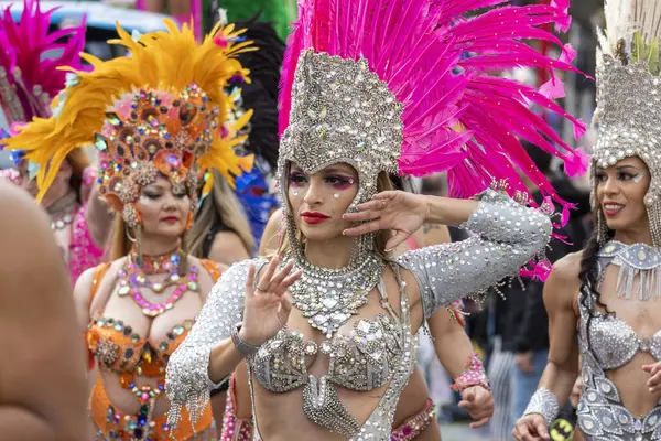 Loule Portugal Febrero 2023 Carnaval Colorido Carnaval Desfile Participantes Ciudad —  Fotos de Stock