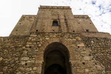 Alcazaba de Velez Kalesi dış mimari ayrıntıları İspanya 'nın Malaga şehrinde yer almaktadır..