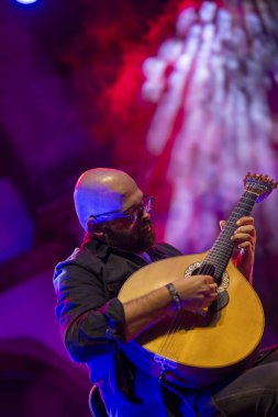 FARO, PORTUGAL: 7 Eylül 2023 - Portekiz 'in Faro kentinde düzenlenen büyük bir festival olan F Festivali' nde müzik grubu TerraSul sahne aldı..