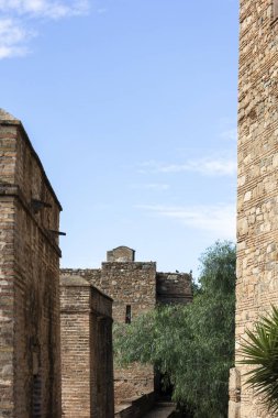 Alcazaba de Velez Kalesi dış mimari ayrıntıları İspanya 'nın Malaga şehrinde yer almaktadır..