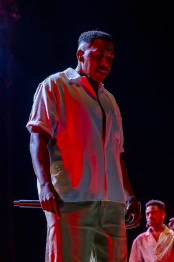 FARO, PORTUGAL: 7 Eylül 2023 - Müzik grubu, Perigo Publico, Portekiz 'in Faro kentinde düzenlenen büyük bir festival olan F festivalinde sahne aldı..