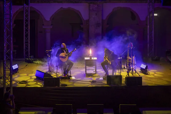 FARO, PORTUGAL: 7 Eylül 2023 - Portekiz 'in Faro kentinde düzenlenen büyük bir festival olan F Festivali' nde müzik grubu TerraSul sahne aldı..