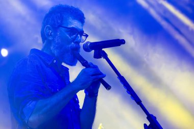 FARO, PORTUGAL: 9 Eylül 2023 - Müzik grubu, Quinta do Bill, Portekiz 'in Faro kentinde düzenlenen büyük bir festival olan F festivalinde sahne aldı..