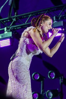 FARO, PORTUGAL: 9 Eylül 2023 - Müzik grubu Barbara Tinoco, Portekiz 'in Faro kentinde düzenlenen büyük bir festival olan F festivalinde sahne aldı..