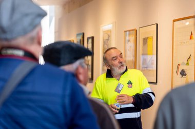 GIBRALEON, SPAIN - 28 HAZİRAN 2024: Centro Olontense de Arte Contemporanea (CODAC) üzerinde Feria Transfronteriza de Arte Contemporanea 'nın 5..