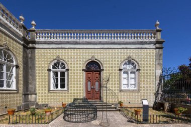 SAO BRAS DE ALPORTEL, PORTUGAL - 6 Mayıs 2024: Ünlü Sao Bras de Alportel Kostüm Müzesi.