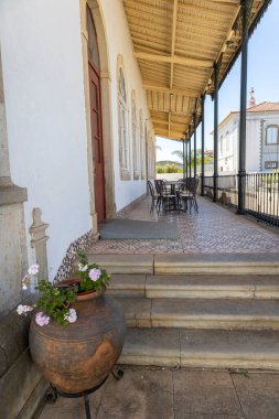 SAO BRAS DE ALPORTEL, PORTUGAL - 6 Mayıs 2024: Ünlü Sao Bras de Alportel Kostüm Müzesi.