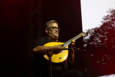 FARO, PORTUGAL: 5 Eylül 2024 - Müzik sanatçısı Camane, Portekiz 'in Faro kentinde düzenlenen büyük bir festival olan F festivalinde sahne aldı..