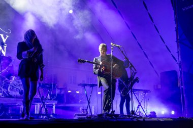 FARO, PORTUGAL: 5 Eylül 2024 - Müzik sanatçısı, Efsanevi Kaplan sanatçısı, Portekiz 'in Faro kentinde düzenlenen büyük bir festival olan F Festivali' nde sahne aldı.