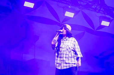 FARO, PORTUGAL: 6 Eylül 2024 - Müzik sanatçısı Carolina Deslandes, Portekiz 'in Faro kentinde düzenlenen büyük bir festival olan F festivalinde sahne aldı..