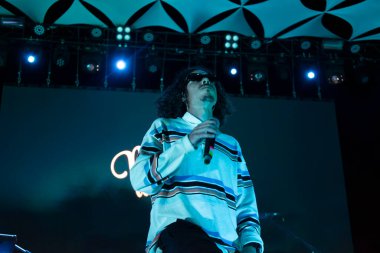 FARO, PORTUGAL: 6 EPTEMBER, 2024 - Müzik sanatçısı Manga Limao, Portekiz 'in Faro kentinde düzenlenen büyük bir festival olan F festivalinde sahne aldı..