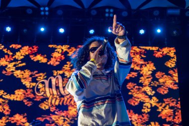 FARO, PORTUGAL: 6 EPTEMBER, 2024 - Müzik sanatçısı Manga Limao, Portekiz 'in Faro kentinde düzenlenen büyük bir festival olan F festivalinde sahne aldı..