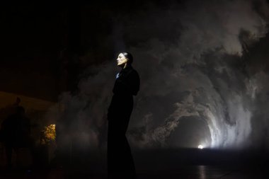 FARO, PORTUGAL: 7 Eylül 2024 - Müzik sanatçısı Carminho, Portekiz 'in Faro kentinde düzenlenen büyük bir festival olan F festivalinde sahne aldı..