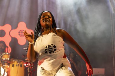 FARO, PORTUGAL: 7 Eylül 2024 - Müzik sanatçısı Pongo, Portekiz 'in Faro kentinde düzenlenen büyük bir festival olan F festivalinde sahne aldı..