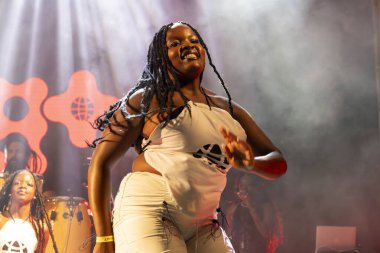 FARO, PORTUGAL: 7 Eylül 2024 - Müzik sanatçısı Pongo, Portekiz 'in Faro kentinde düzenlenen büyük bir festival olan F festivalinde sahne aldı..