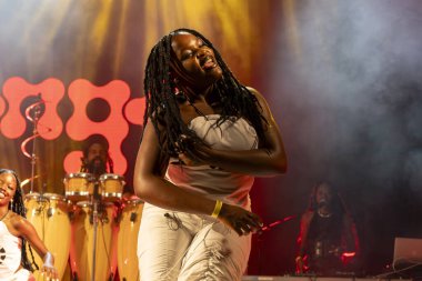 FARO, PORTUGAL: 7 Eylül 2024 - Müzik sanatçısı Pongo, Portekiz 'in Faro kentinde düzenlenen büyük bir festival olan F festivalinde sahne aldı..