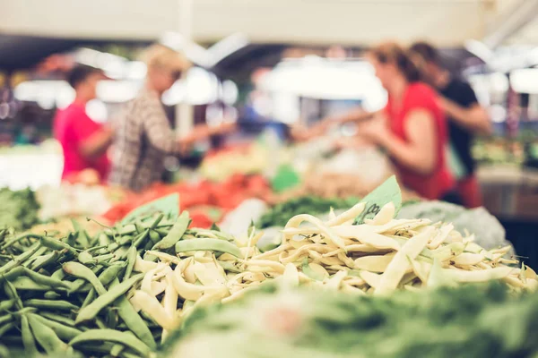 Mercado Alimentos Dos Agricultores Estol Com Variedade Vegetais Orgânicos Vendedor — Fotografia de Stock
