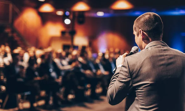 Speaker Giving Talk Corporate Business Conference Unrecognizable People Audience Conference — Stock Photo, Image