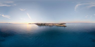 Piombino, İtalya 'nın Toskana eyaletinde yer alan bir şehirdir..