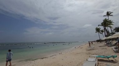 11 Mayıs, CASA de CAMPO, DOMINICAN REPUBLIC: Minitas Beach, Dominik Cumhuriyeti 'nde 11 Mayıs 2024 tarihinde Casa de Campo Resort içinde el değmemiş bir sahil bölgesi..