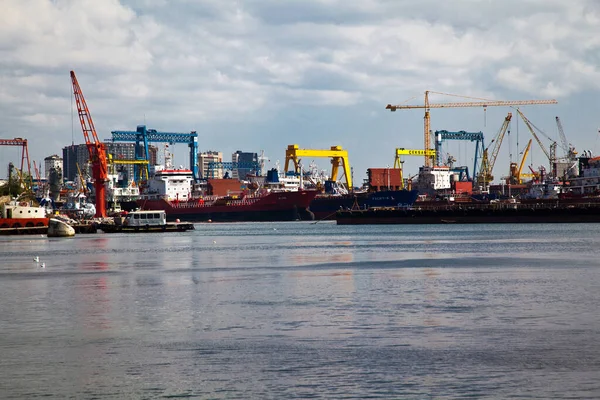 Türkei Istanbul Tuzla Werft Überblick Schiffbau Und Industrie August 2022 — Stockfoto