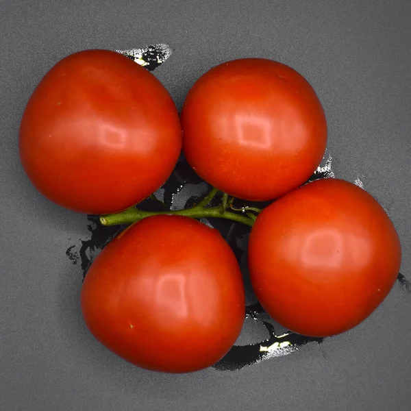 Tuore Maukas Tomaatti Kaikki Orgaaninen Tomaatti Tuore Punainen Orgaaninen Tomaatti — kuvapankkivalokuva