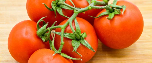 Fraîche Savoureuse Tomate Toute Tomate Biologique Tomate Biologique Fraîche Isolée — Photo