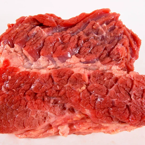 Carne Bovina Cruda Rossa Molto Fresca Pulita Isolata Sfondo Bianco — Foto Stock