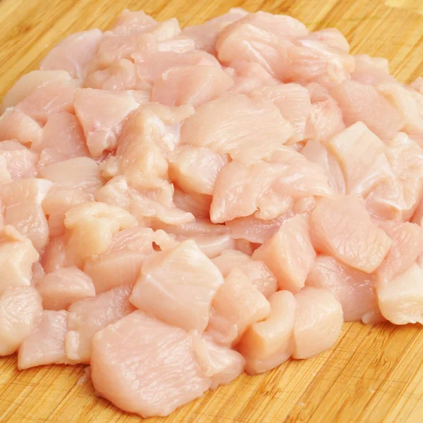 Fresh Raw Chicken Meat Breast Pieces Ready Cook Cutting Board — Foto Stock