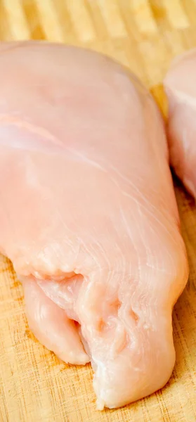 Свіжі Сирі Шматочки Курячого Яса Готові Приготування Обробній Дошці — стокове фото