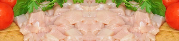 Свіжі Сирі Шматочки Курячого Яса Готові Приготування Помідорами Петрушкою — стокове фото