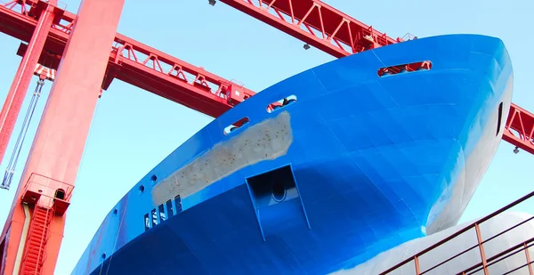 Верфи Строится Большой Тоннажный Стальной Корабль Судостроение Продолжается — стоковое фото