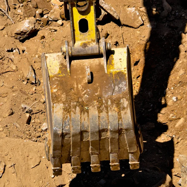 Grävmaskinen Fortsätter Att Arbeta Byggarbetsplatsen Schaktningsplatsen Och Grävmaskinen — Stockfoto
