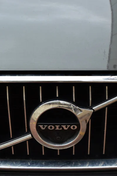Volvo Chroom Metalen Logo Luxe Auto Istanbul Stad Mei 2023 — Stockfoto