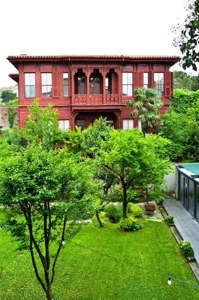 Old Historical Red Mansion Used Shooting Famous Series Called Yaprak — Stock Photo, Image