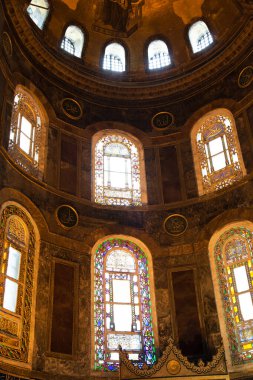 Ayasofya, İstanbul 'da bir müze, tarihi bazilika ve camidir. Bizans İmparatoru Justinianus tarafından 532-537 yılları arasında İstanbul 'da inşa edildi. Fotoğraf çekimi tarihi 14 Haziran 2020