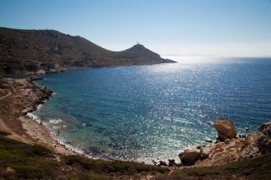 Anadolu 'nun en eski antik kentlerinden biri olan Knidos kalıntıları, şimdi 26 Haziran 2023' te bir açık hava müzesi olan Türkiye Mugla Datca 'ya ziyaret edilebilir.