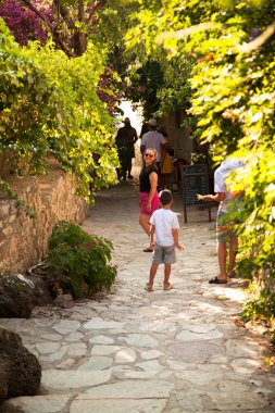Benzersiz mimarisi ve turistik gezileri ile Eski Datca caddeleri, Mugla Datca Turkey, 29 Haziran 2023