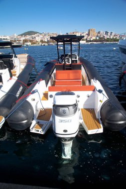 Türkiye 'nin tek ve en büyük deniz fuarı olan Bosphorus Boat Show, 26 Ekim - 3 Kasım 2024 tarihleri arasında MarinTurk İl Limanı Marina Pendik' te, Suzuki yat motoru, çekim tarihi 27 Kasım 2024