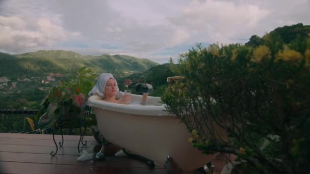 Woman Taking Hot Bath Bottle Wine Beautiful Mountain View Glamping — Stock Video