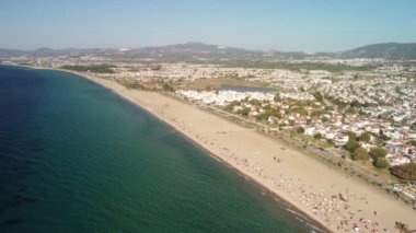 Seyahat yerleri, deniz, kum, sahil, Kusadasi Türkiye. Yüksek kalite 4k görüntü