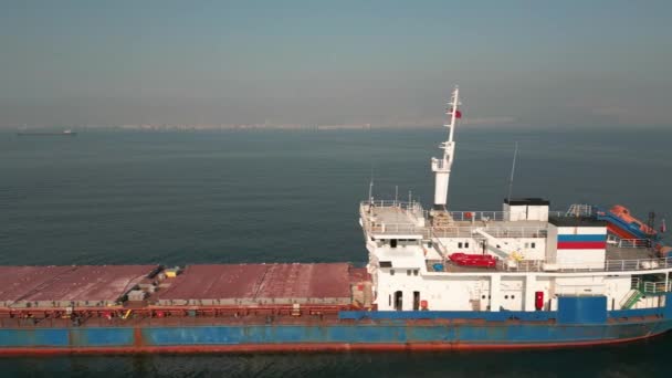 海での大型船 高品質4K映像 — ストック動画