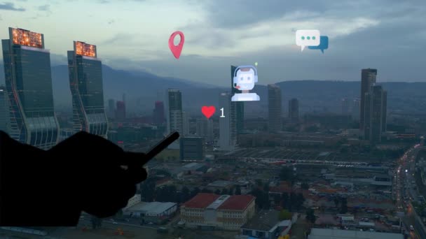 チャットボットとの会話 チャットボットは 顧客に応答を与える 概念的なアニメーションビデオクリップ 高品質4K映像 — ストック動画
