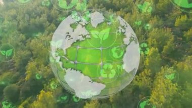 Yeşil orman hava manzarası ve çevresel teknoloji kavramı. Yeşil teknoloji. Ekoloji. Yeşil dönüşüm. GX. SDG 'ler. Yüksek kalite 4k görüntü